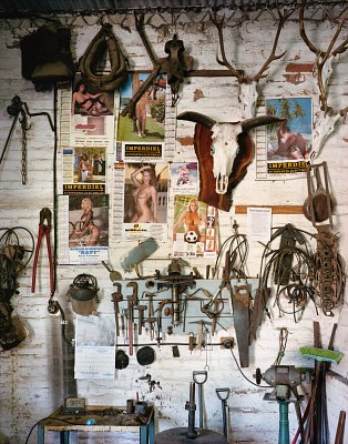Raúl's Tire Repair Shop, 2010