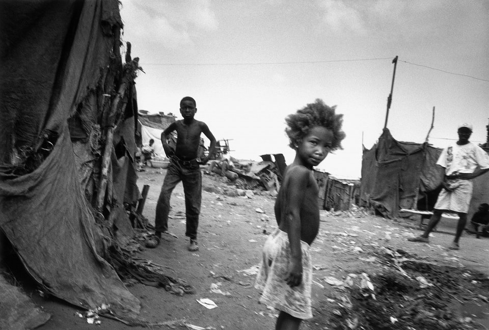 Bella Vista, Luanda, Angola, 2001