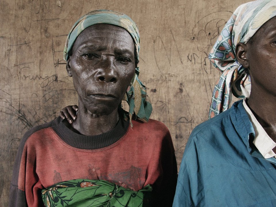 Albertina Natatu and Amelia Catembo
