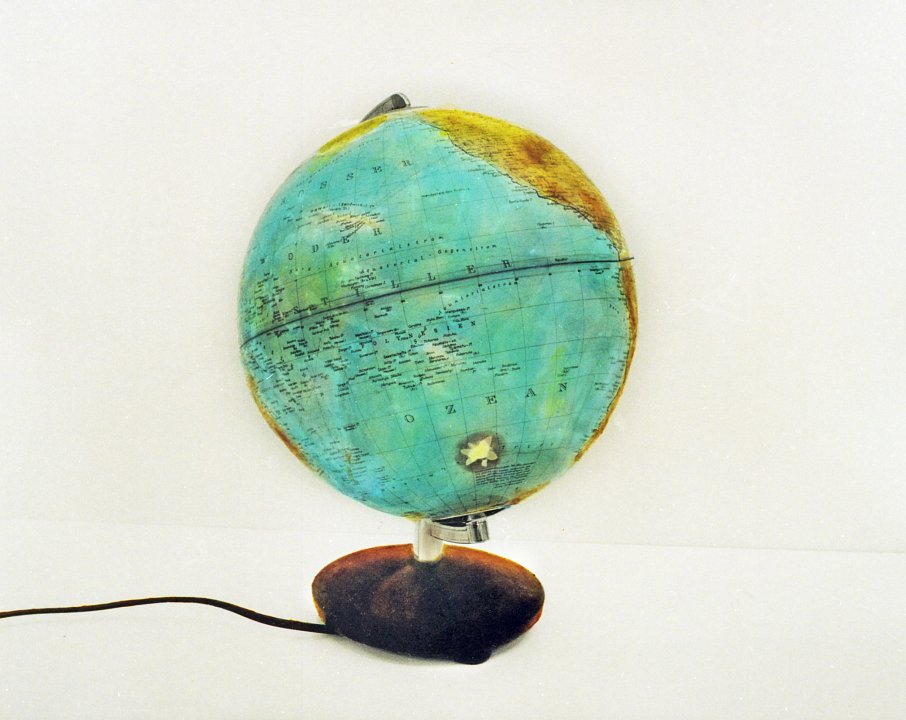 Globus, 1999