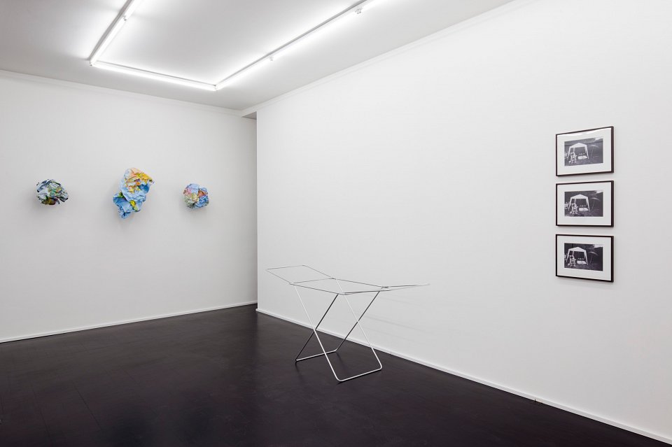 <p><em>One way or another</em>, installation view, Kuckei + Kuckei, 2013</p>