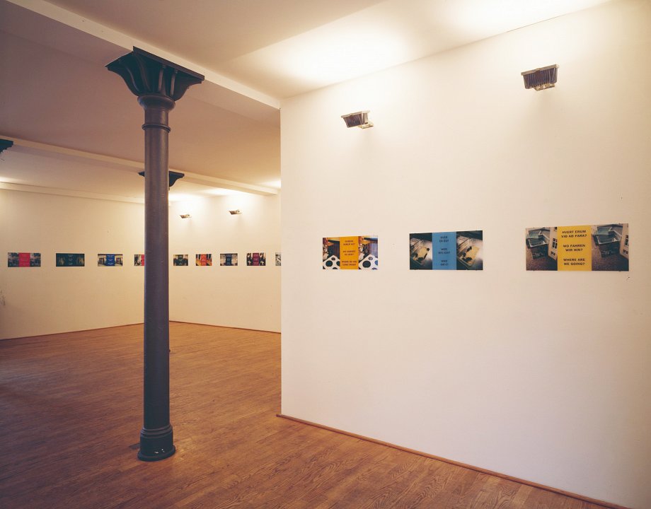 <p><em>afhverju? – warum? – why?</em>, installation view, Kuckei + Kuckei, 2000</p>