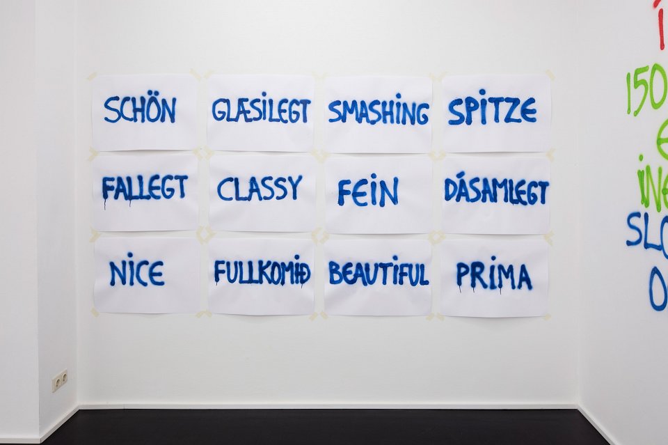 <p><em>Þetta er það – Das ist es – This is it</em>, installation view, Kuckei + Kuckei, 2015</p>