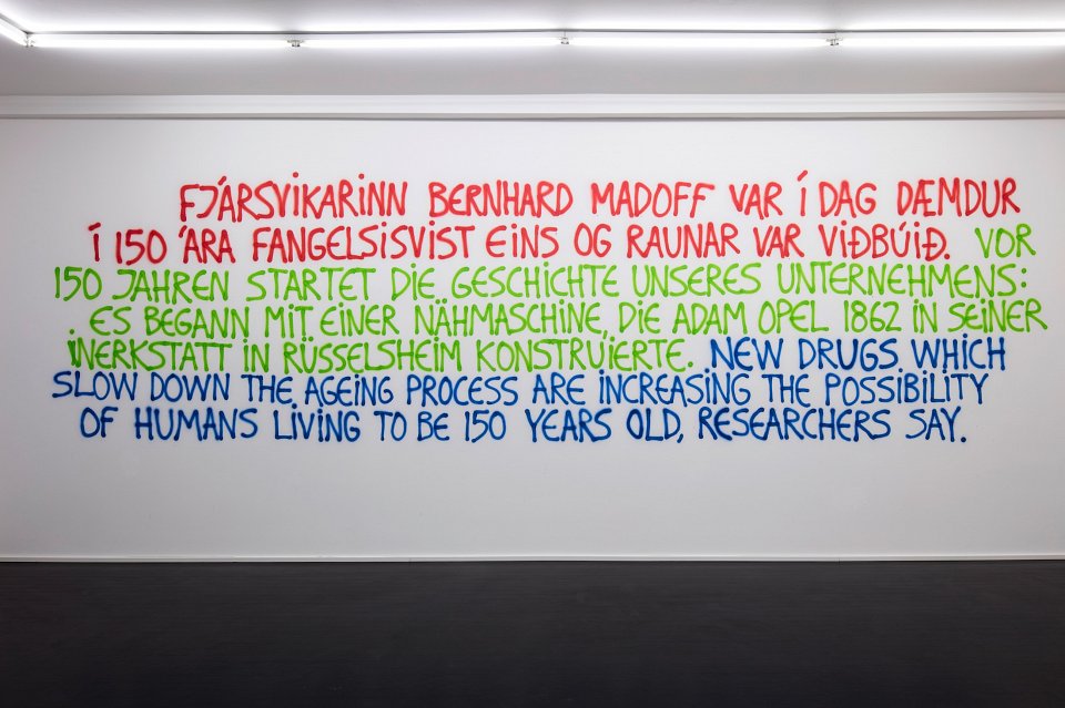 <p><em>Þetta er það – Das ist es – This is it</em>, installation view, Kuckei + Kuckei, 2015</p>