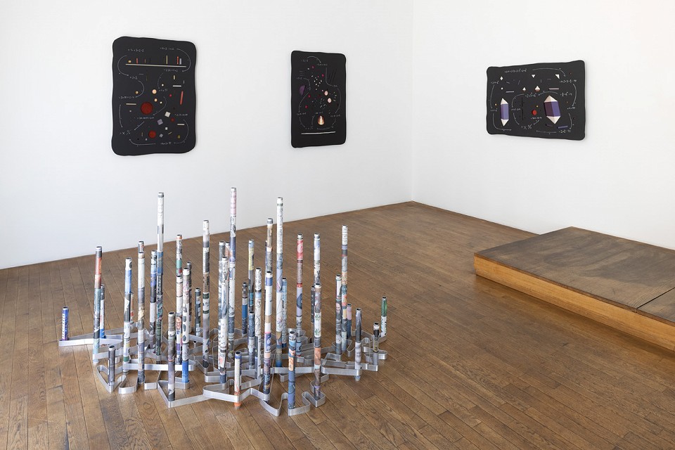 <p><em>Artifacts from the Age of Acceleration</em>, installation view, Kuckei + Kuckei, 2021</p>