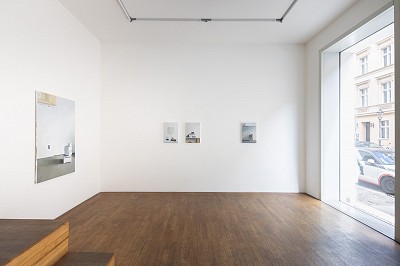 OBJECT HOURS, installation view, Kuckei + Kuckei, Berlin
