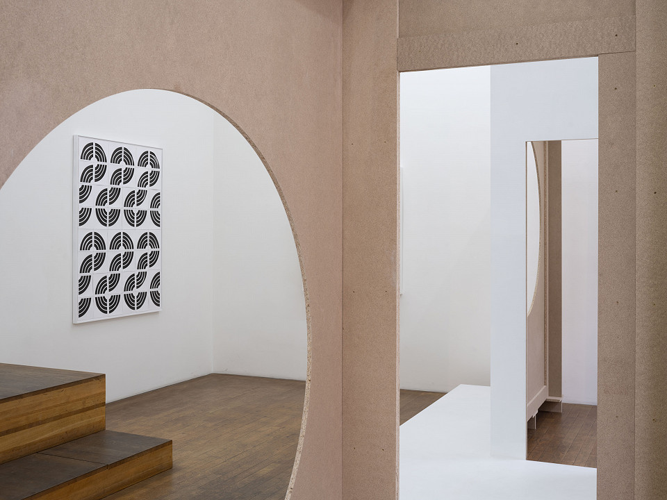 <p><em>oh hell o</em>, installation view, Kuckei + Kuckei, Berlin, 2023</p>