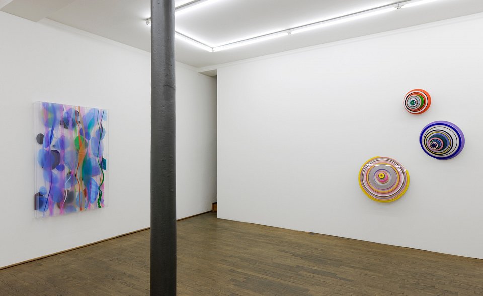 <p><em>Stray Light</em>, installation view, Kuckei + Kuckei, 2012</p>