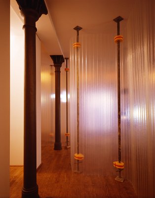 30 Meter, installation view, Kuckei + Kuckei, 2000