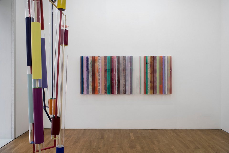 <p><em>Even/Bent</em>, installation view, Kuckei + Kuckei, 2016</p>