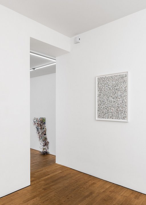 <p><em>Delving Into Visual Strata</em>, installation view, Kuckei + Kuckei, 2016</p>