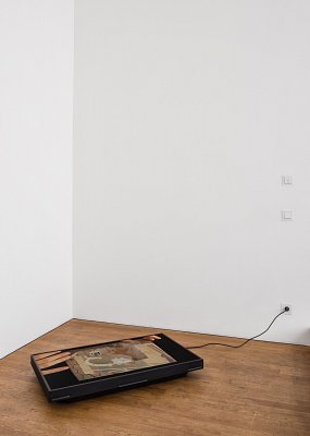 Delving Into Visual Strata, installation view, Kuckei + Kuckei, 2016