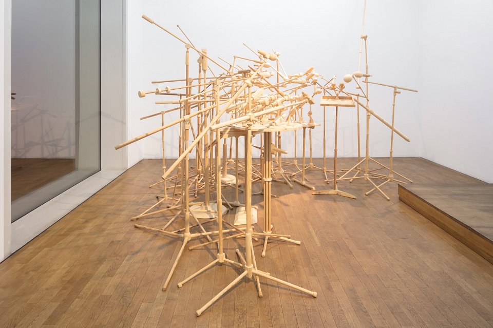 <p>S_AKE, Oliver van den Berg, installation view Kuckei + Kuckei, 2017</p>