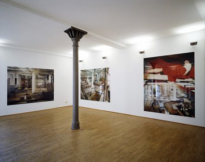 installation view, Kuckei + Kuckei, 2000