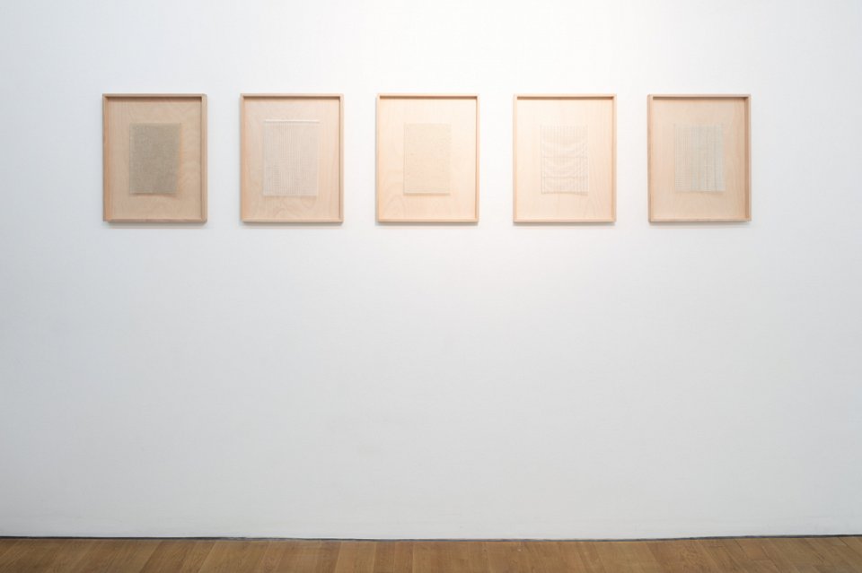 <p><em>fragile fragments</em>, installation view, 2018</p>