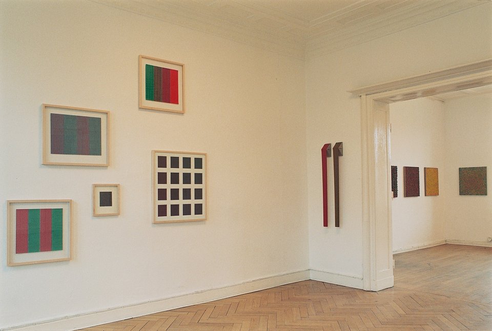 <p>installation view, vierte Etage, 1996</p>