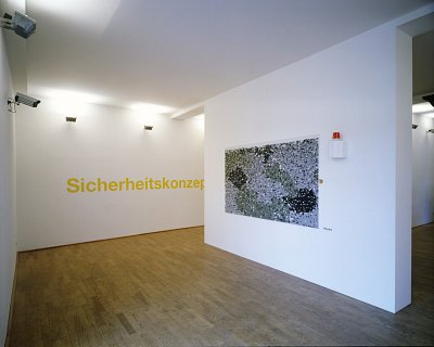 Sicherheitskonzept, installation view, Kuckei + Kuckei, 2000