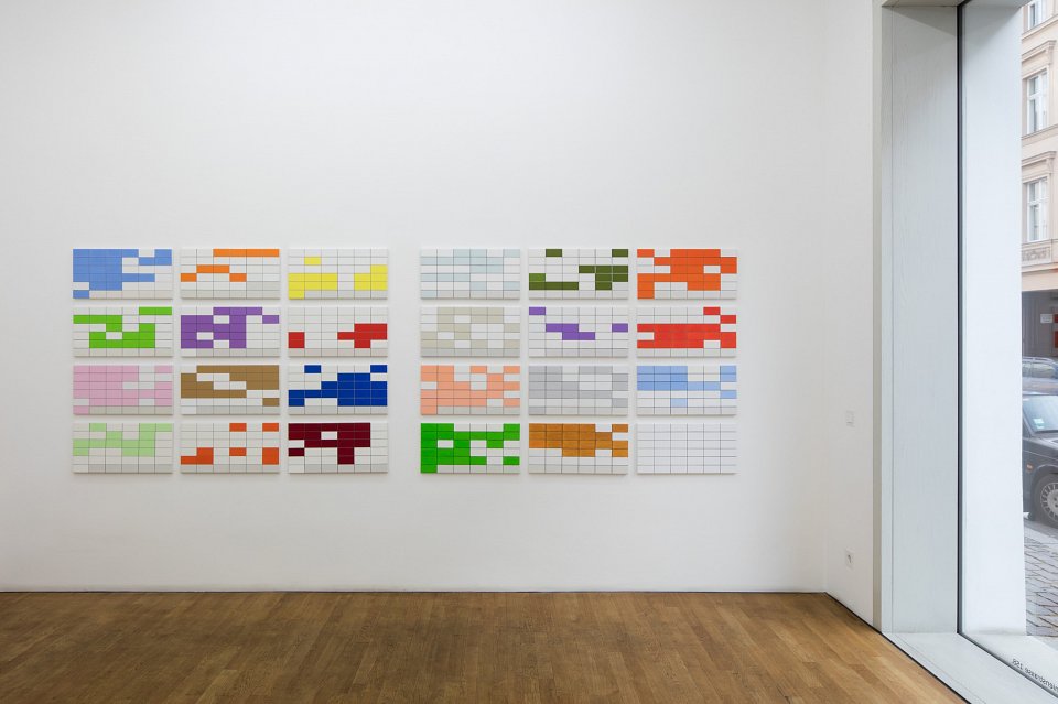 <p><em>Produktion 2015/2016</em>, installation view</p>