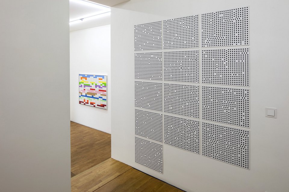 <p><em>Produktion 2015/2016</em>, installation view</p>