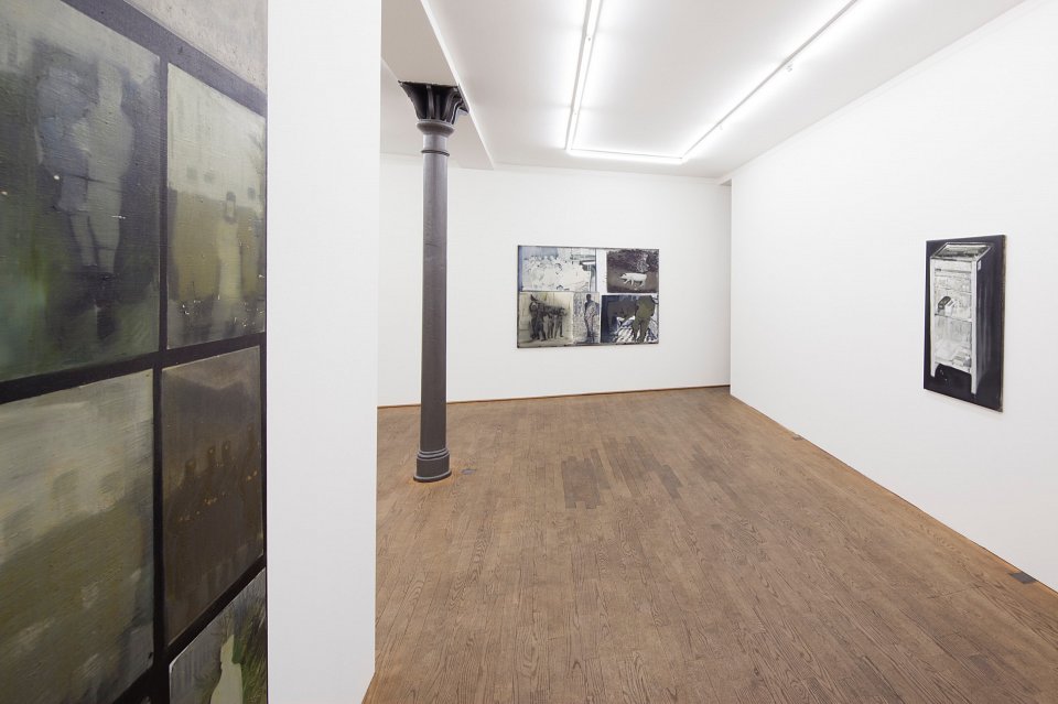 <p>installation view, Kuckei + Kuckei, 2011</p>